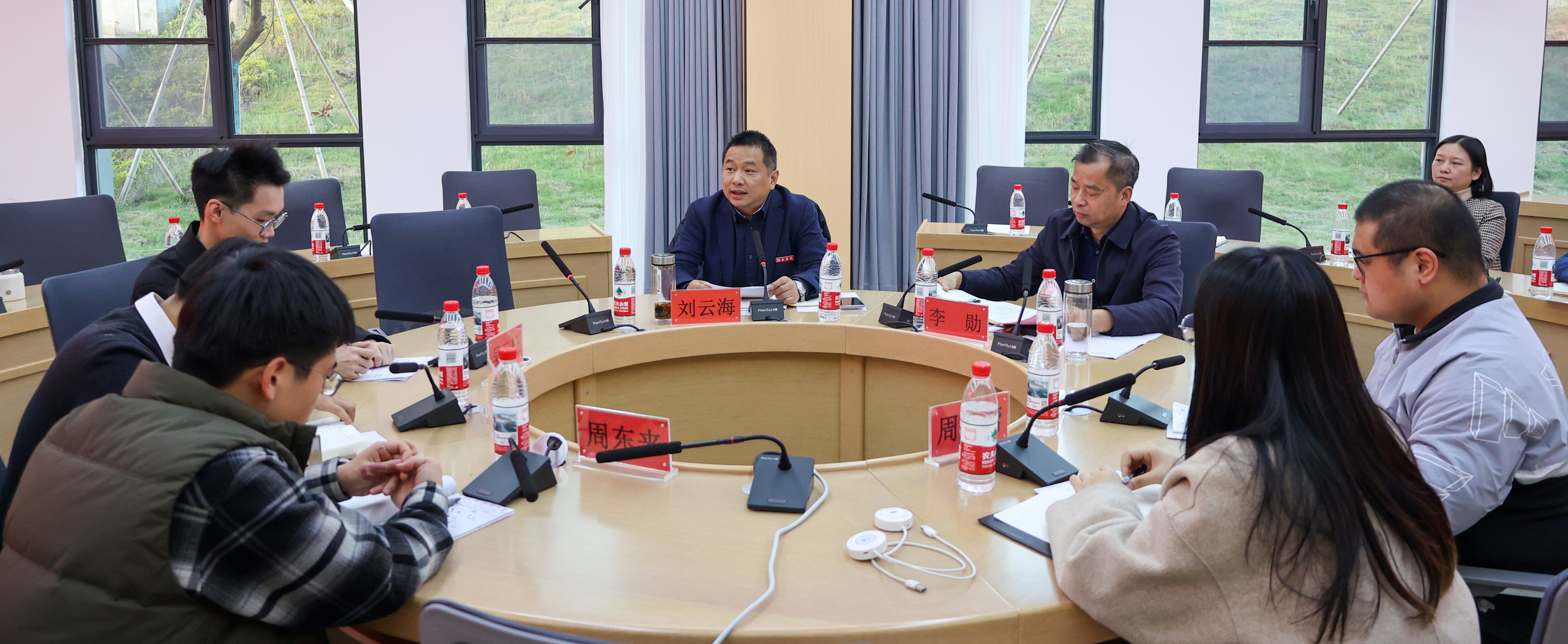 赣东学院举办2025年新进青年...